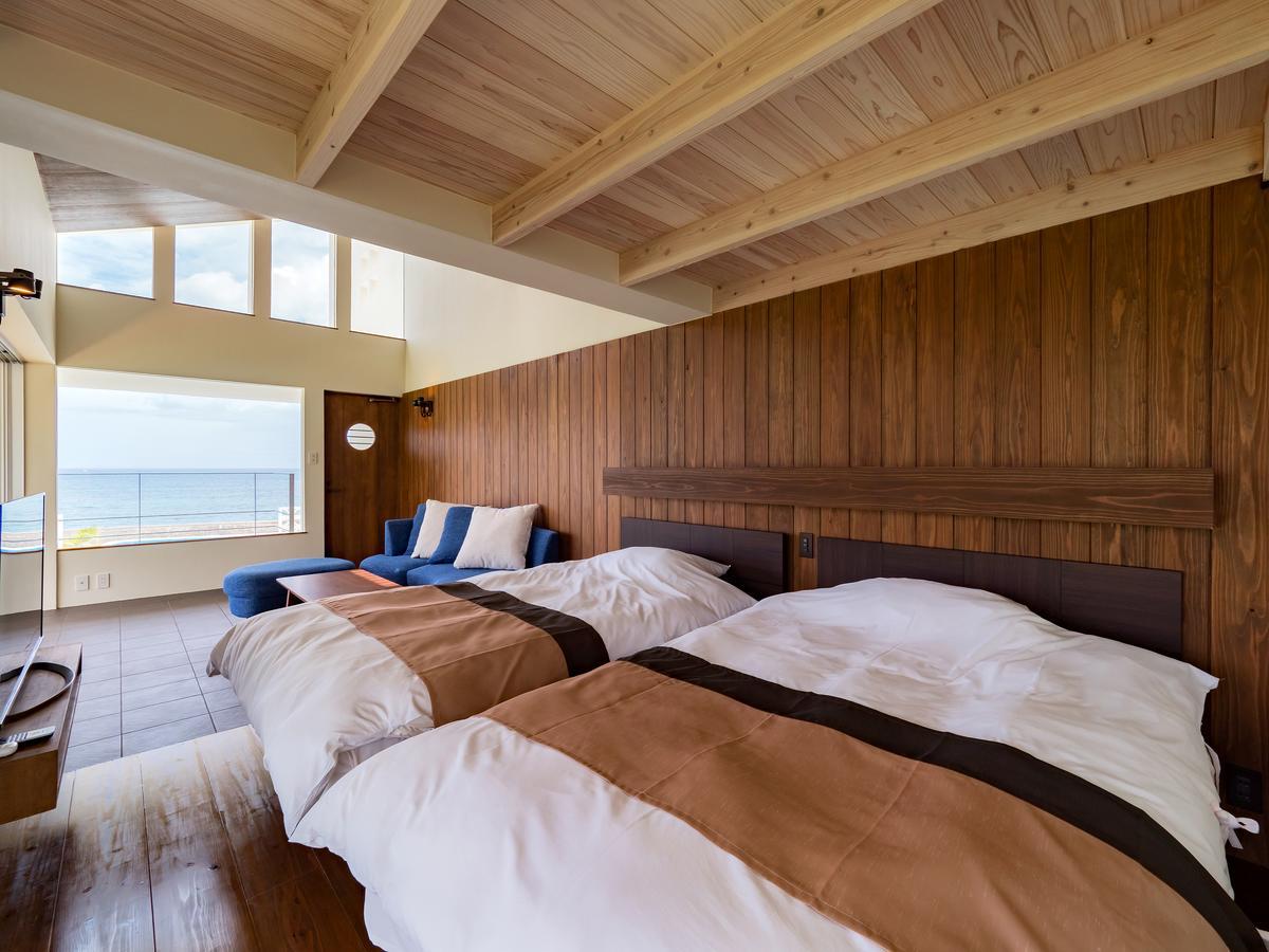 Keiki Beachhouse & Cafe Hotell Nakijin Exteriör bild